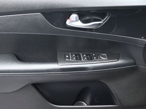 Used 2023 Kia Forte GT-Line FWD image 12