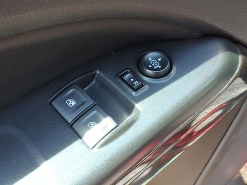 Used 2018 GMC Canyon SLE w/ SLE Convenience Package AWD/4WD image 17