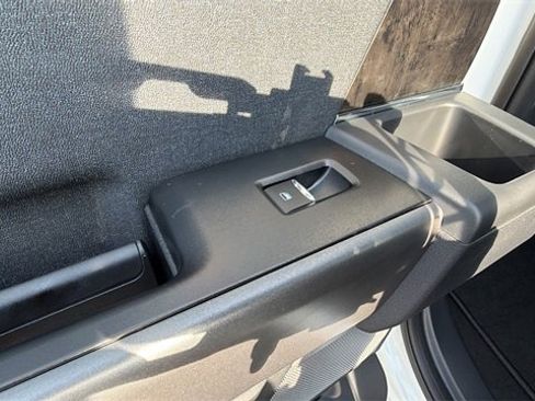 New 2026 Ford F350 Lariat w/ FX4 Off-Road Package image 15