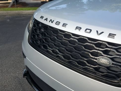 Used 2023 Land Rover Range Rover Velar R-Dynamic S AWD/4WD image 9
