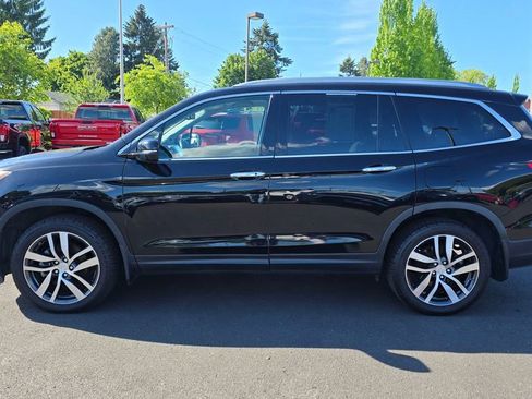 Used 2017 Honda Pilot Elite image 44