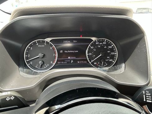 Used 2023 Nissan Rogue SV FWD image 12