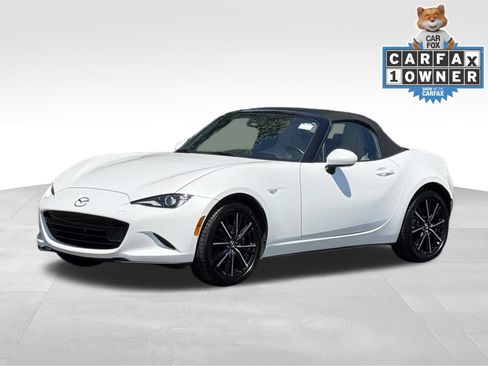 Used 2024 MAZDA MX-5 Miata Grand Touring RWD image 9