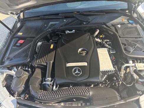 Used 2015 Mercedes-Benz C 300 Sedan image 10