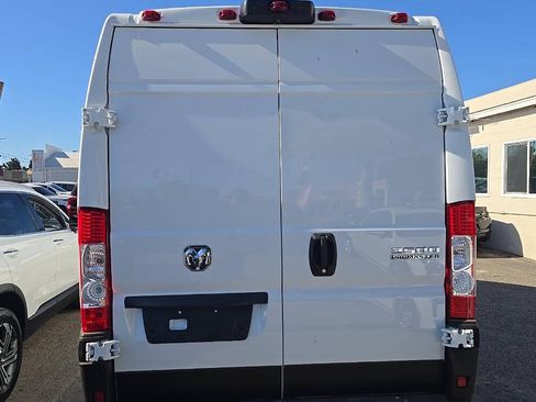 Used 2023 RAM ProMaster 3500 FWD image 3