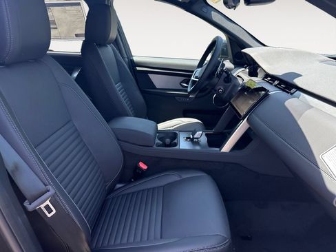 New 2026 Land Rover Discovery Sport Landmark AWD/4WD image 15