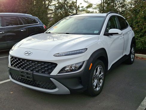 Certified 2023 Hyundai Kona SEL w/ Convenience Package image 5