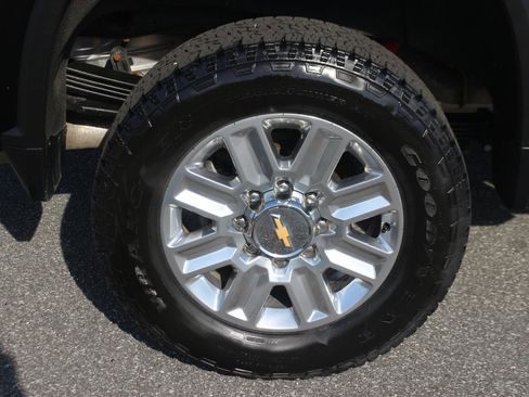 Used 2025 Chevrolet Silverado 2500 High Country w/ Technology Package AWD/4WD image 41