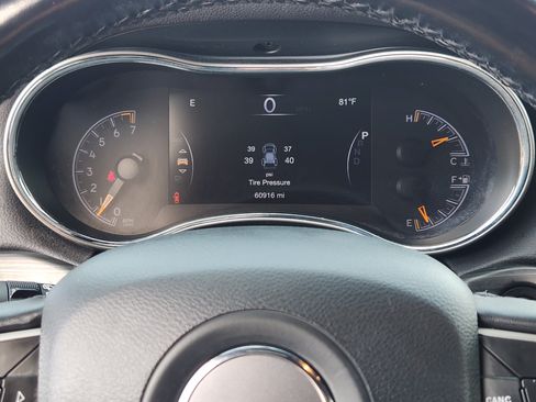 Used 2020 Jeep Grand Cherokee Altitude RWD image 16