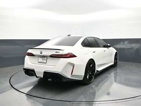 Used 2025 BMW M5 w/ Carbon Package AWD/4WD image 8