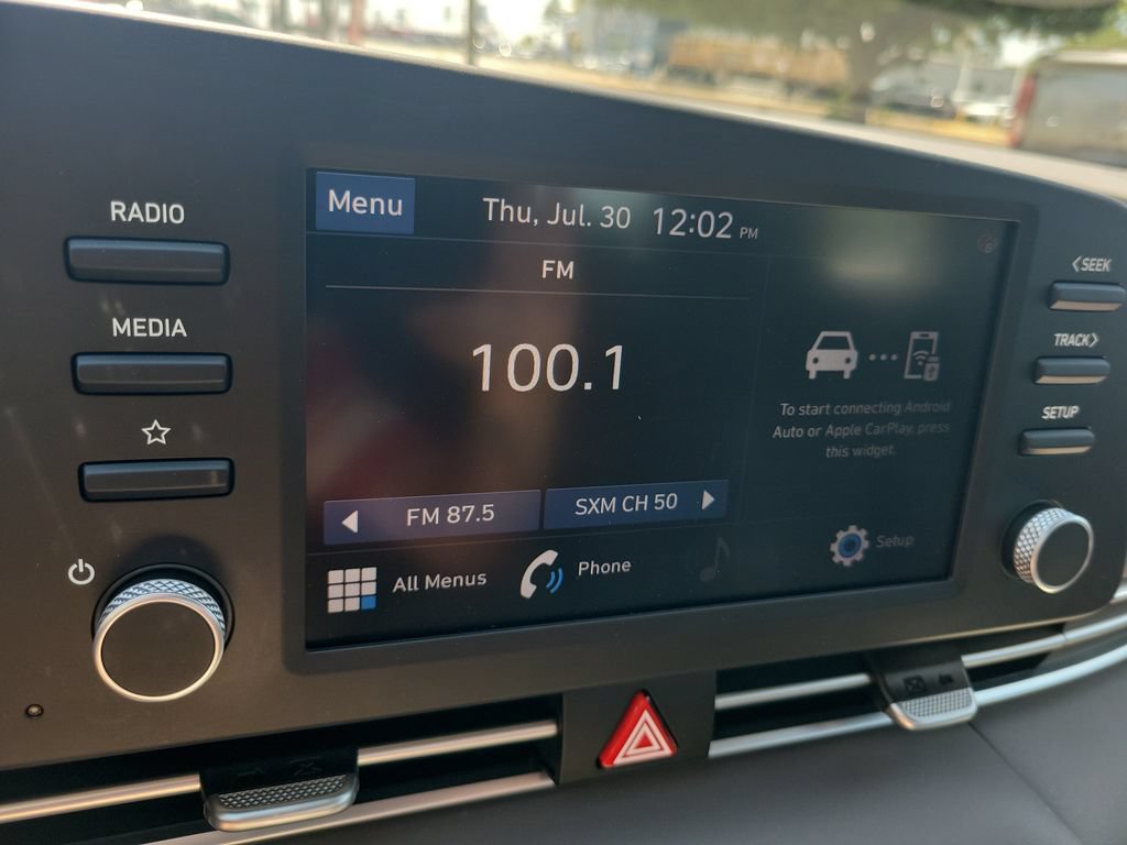 Used 2023 Hyundai Elantra SEL w/ Cargo Package FWD image 24