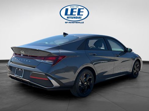 New 2026 Hyundai Elantra Sport FWD image 3