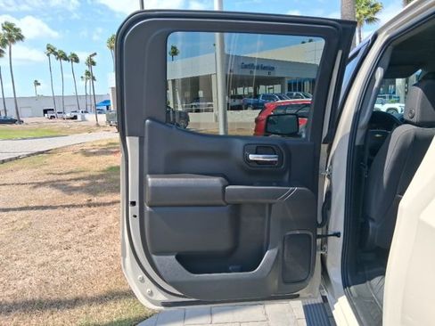 Used 2026 Chevrolet Silverado 1500 Custom RWD image 16