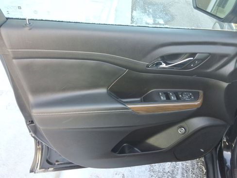 Used 2022 GMC Acadia SLE w/ Driver Convenience Package image 20