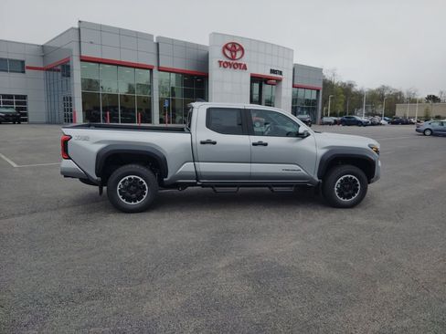 New 2026 Toyota Tacoma TRD Off-Road image 4