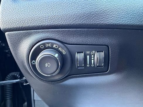 Used 2020 Jeep Compass High Altitude image 32