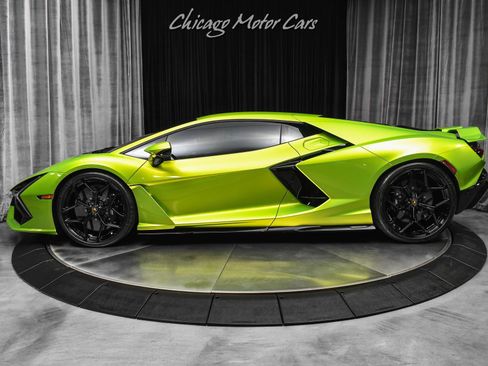 Used 2025 Lamborghini Revuelto AWD/4WD image 27