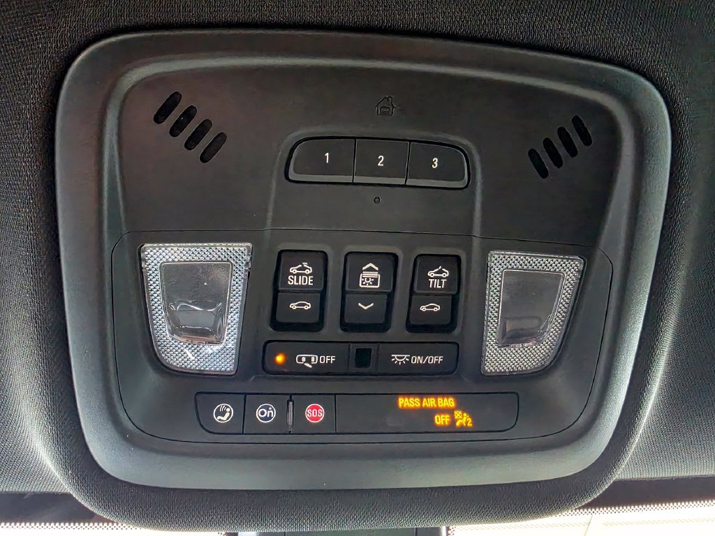 Used 2023 Chevrolet Traverse LT w/ LT Premium Package AWD/4WD image 63