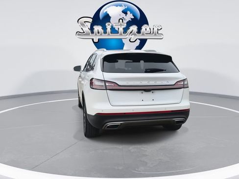 Used 2023 Lincoln Nautilus Reserve image 8