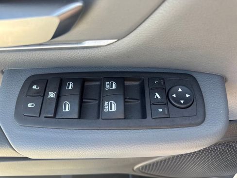 Used 2023 RAM 1500 Big Horn AWD/4WD image 19