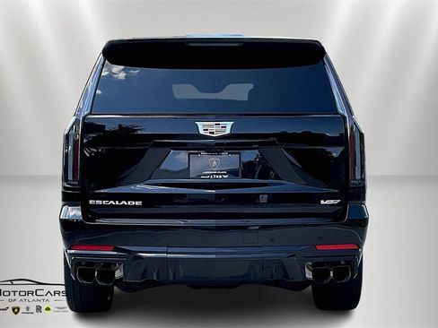 Used 2025 Cadillac Escalade V w/ LPO, Floor Liner Package image 4