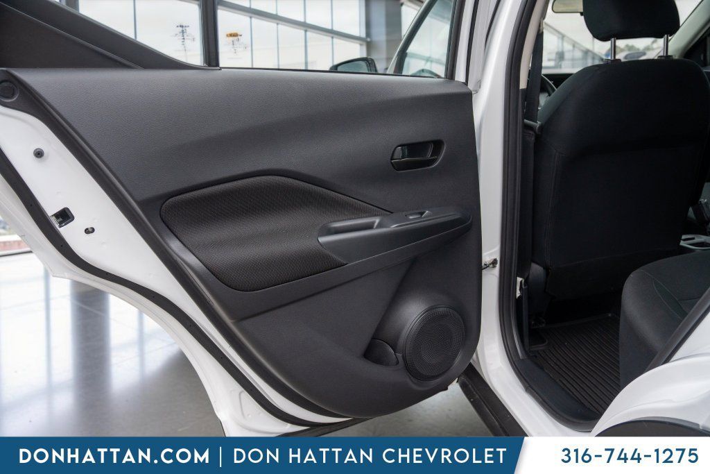 Used 2024 Nissan Kicks S FWD image 15