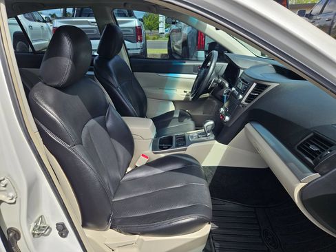 Used 2012 Subaru Legacy 2.5i Premium w/ All-Weather Pkg + Moonroof AWD/4WD image 31