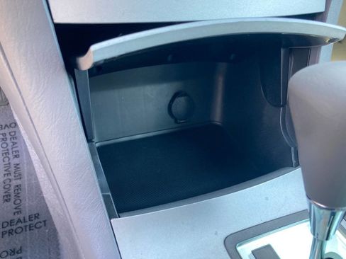 Used 2004 Toyota Solara SE image 19