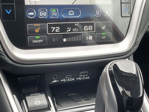 Certified 2025 Subaru Outback Limited image 25