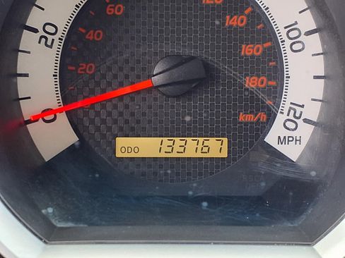 Used 2012 Toyota Tacoma 4x4 Regular Cab image 19