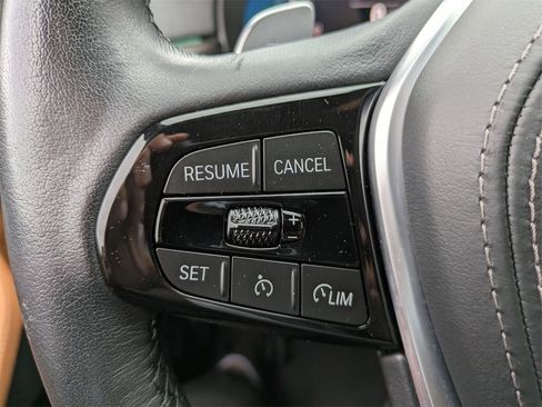 Used 2022 BMW 540i xDrive w/ Convenience Package image 18