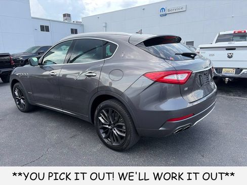 Used 2019 Maserati Levante GranLusso AWD/4WD image 4