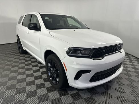 Used 2025 Dodge Durango GT AWD/4WD image 2