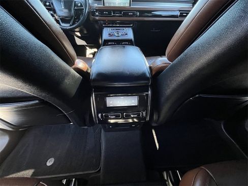 Certified 2023 Lincoln Aviator Reserve w/ Equipment Group 201A image 20