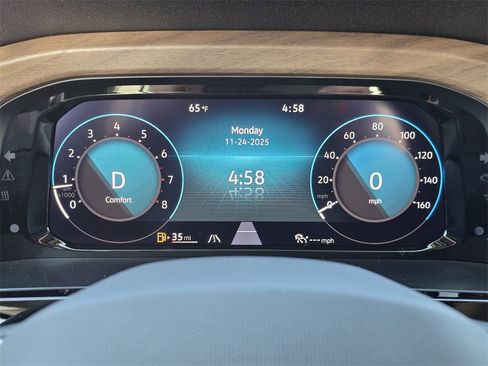 New 2026 Volkswagen Atlas SE image 10