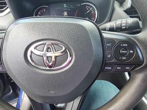 Certified 2025 Toyota RAV4 XLE AWD/4WD image 12
