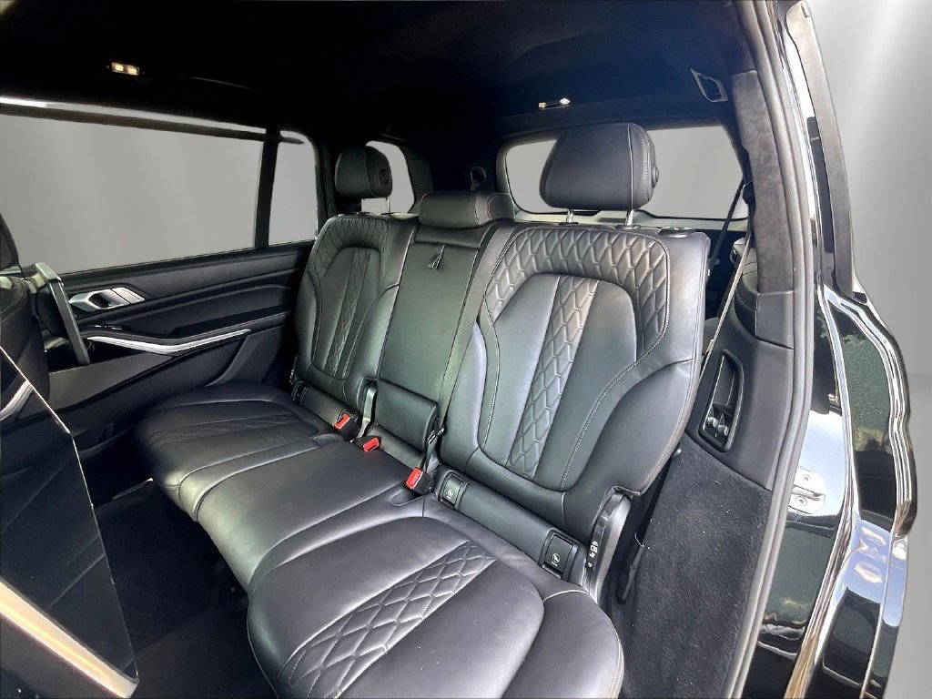 Used 2021 BMW ALPINA XB7 AWD/4WD image 21