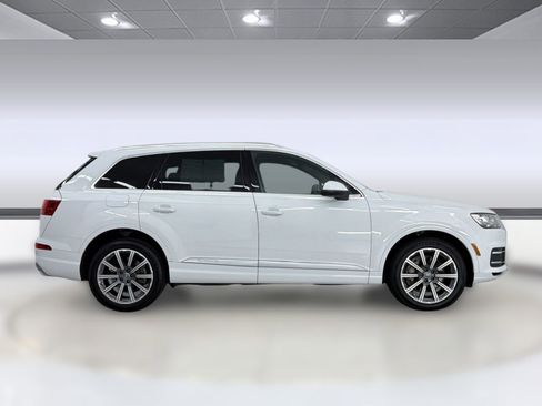 Used 2018 Audi Q7 3.0T Premium Plus w/ Premium Plus Package AWD/4WD image 8