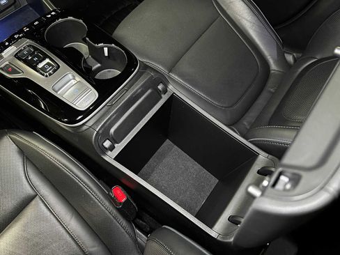 Used 2022 Hyundai Tucson Limited image 35