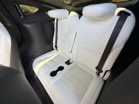 Used 2023 Tesla Model X AWD/4WD image 21