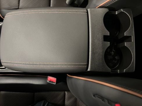 New 2026 GMC Canyon AT4 w/ AT4 Premium Package AWD/4WD image 49