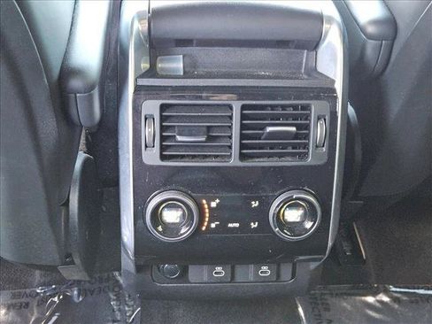Used 2022 Land Rover Range Rover Sport HST AWD/4WD image 24