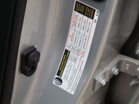 Used 2024 Nissan Armada Platinum w/ Cargo Package RWD image 35