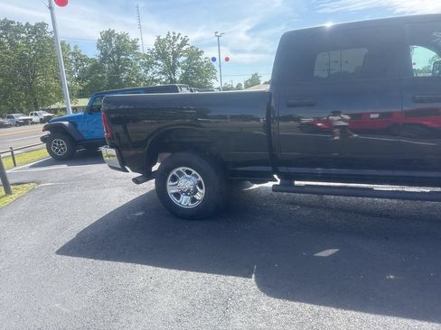 Used 2025 RAM 2500 Tradesman AWD/4WD image 5