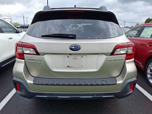 Used 2018 Subaru Outback 2.5i Limited AWD/4WD image 5
