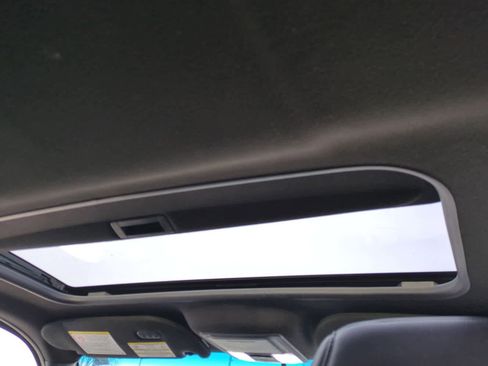 Used 2017 Ford Expedition Limited image 24