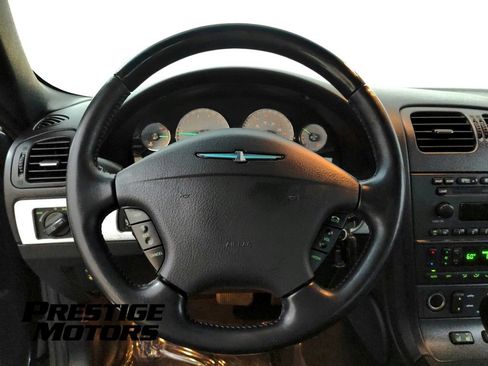 Used 2003 Ford Thunderbird RWD image 16