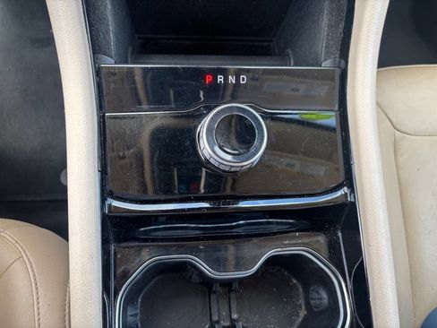 Used 2021 Jeep Grand Cherokee L Limited RWD image 33