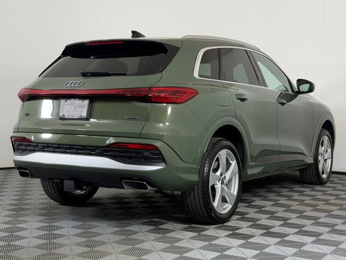 Used 2025 Audi Q5 Premium w/ Premium Plus AWD/4WD image 9
