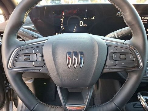 Used 2025 Buick Envista Preferred w/ Convenience I Package image 29
